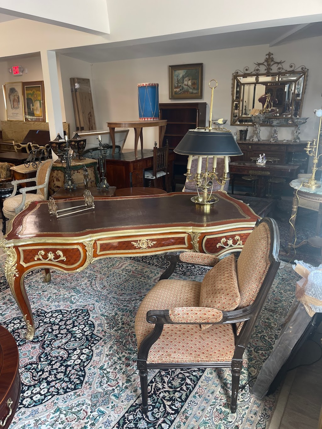 York Antiques NY | 1500 E Boston Post Rd, Mamaroneck, NY 10543, USA | Phone: (914) 481-5533