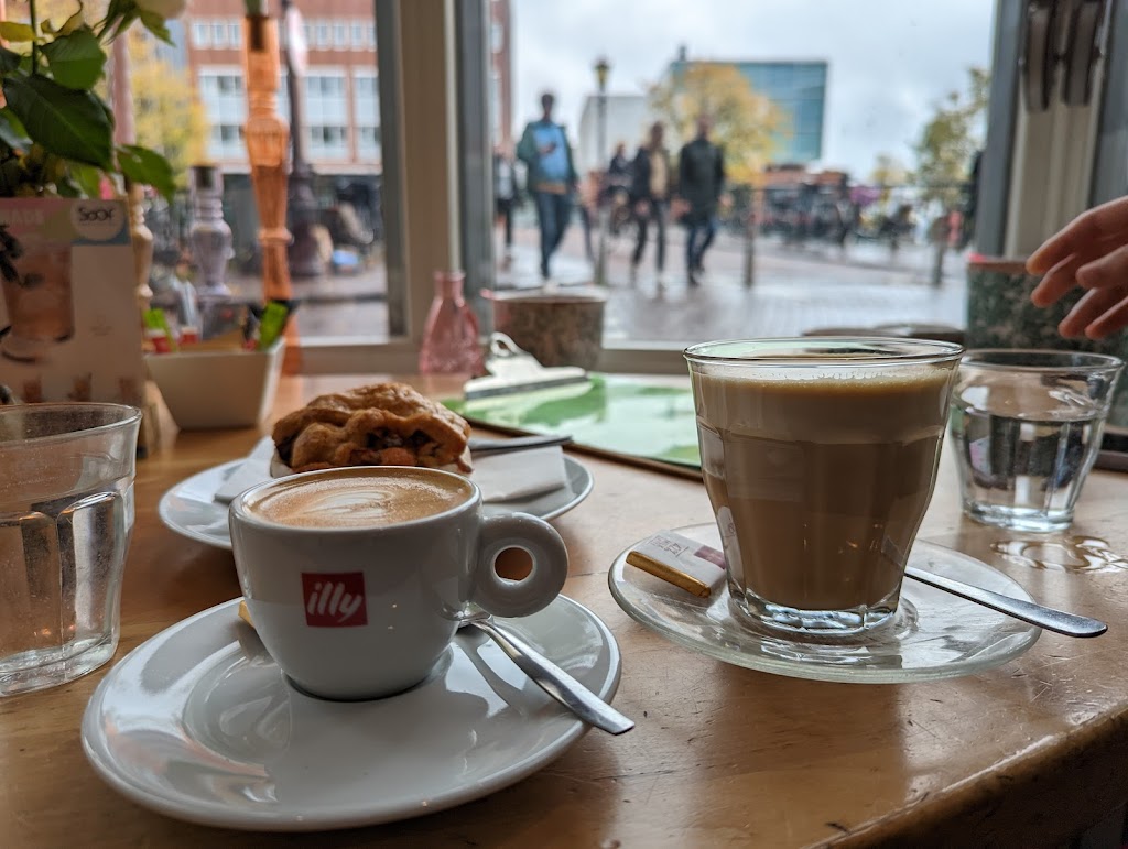 Espressobar Puccini | Staalstraat 21, 1011 JK Amsterdam, Netherlands | Phone: 020 620 8458