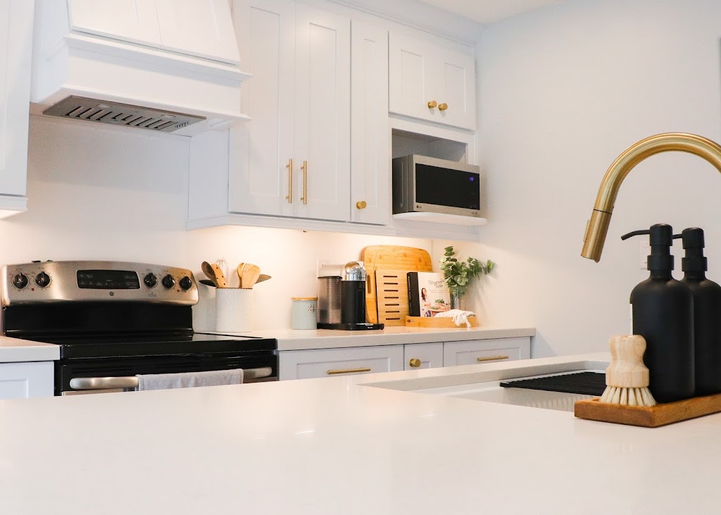 Cabinet-Tec, LLC | 292 Kilvert St A6, Warwick, RI 02886, USA | Phone: (800) 949-1451