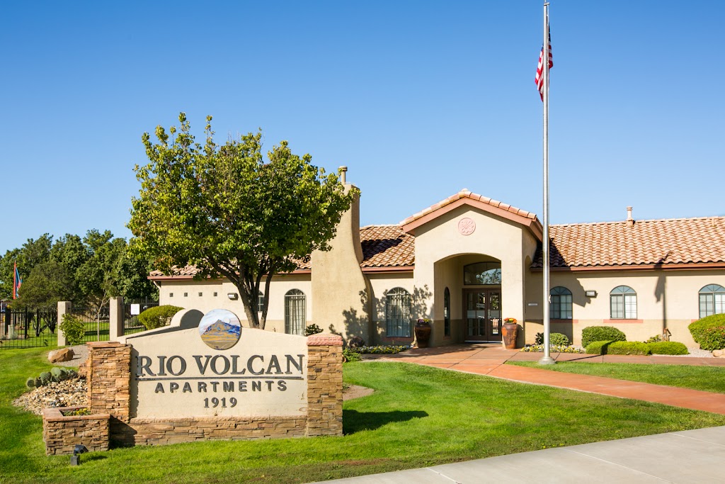 Rio Volcan Apartments | 1919 Ladera Dr NW, Albuquerque, NM 87120, USA | Phone: (505) 836-0902