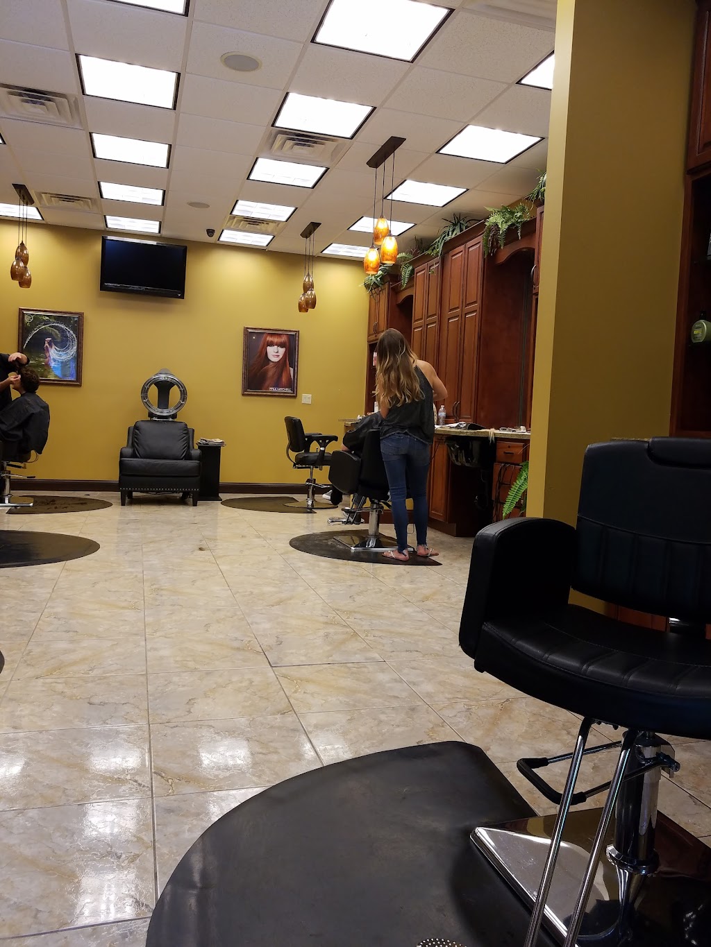 LeAnne Nicole Salon & Spa | 1406 David Mnr, Festus, MO 63028, USA | Phone: (636) 937-7111