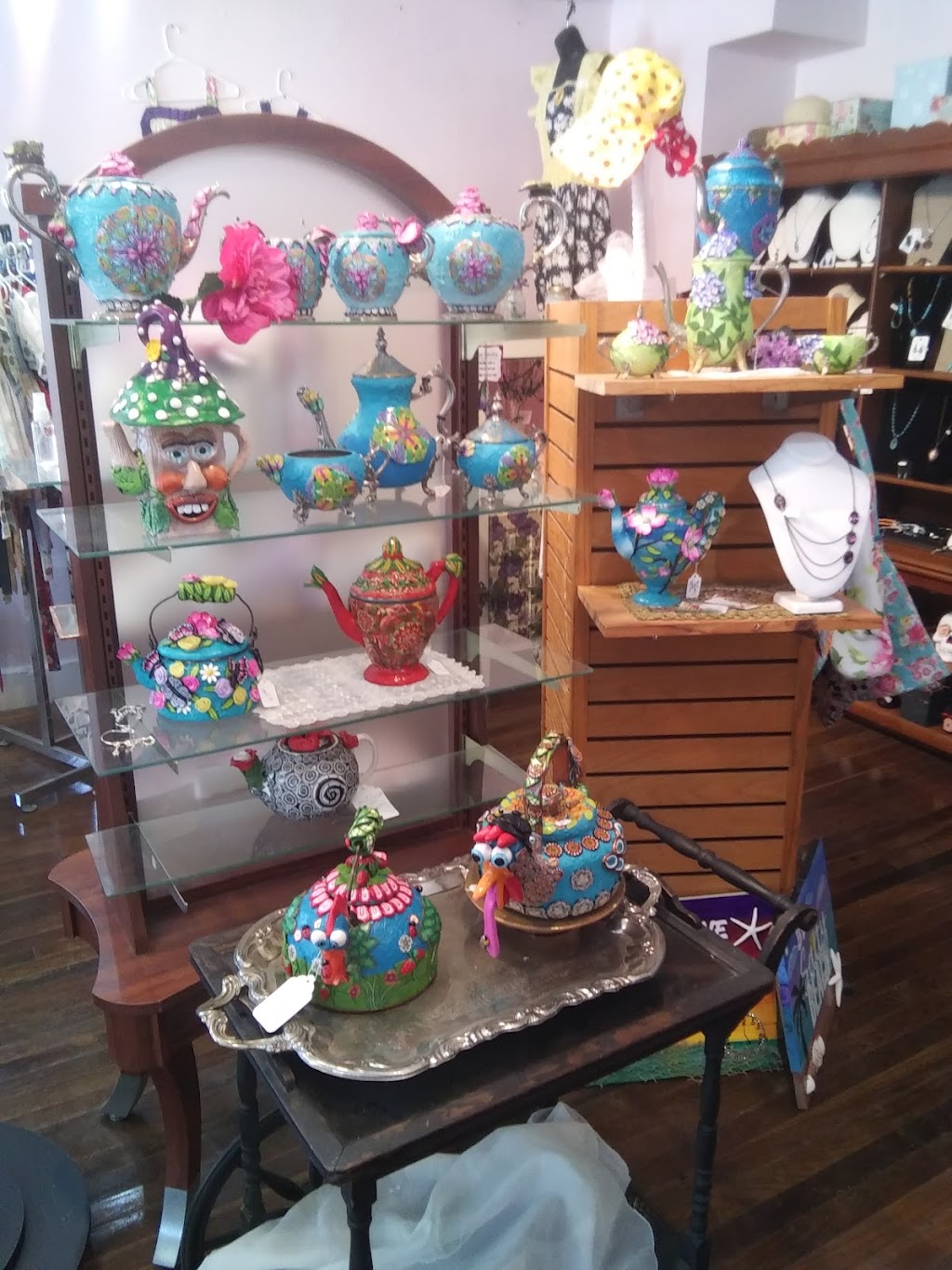 The Village Whimsy | 19034 75 Main St, Metamora, IN 47030, USA | Phone: (765) 265-4892