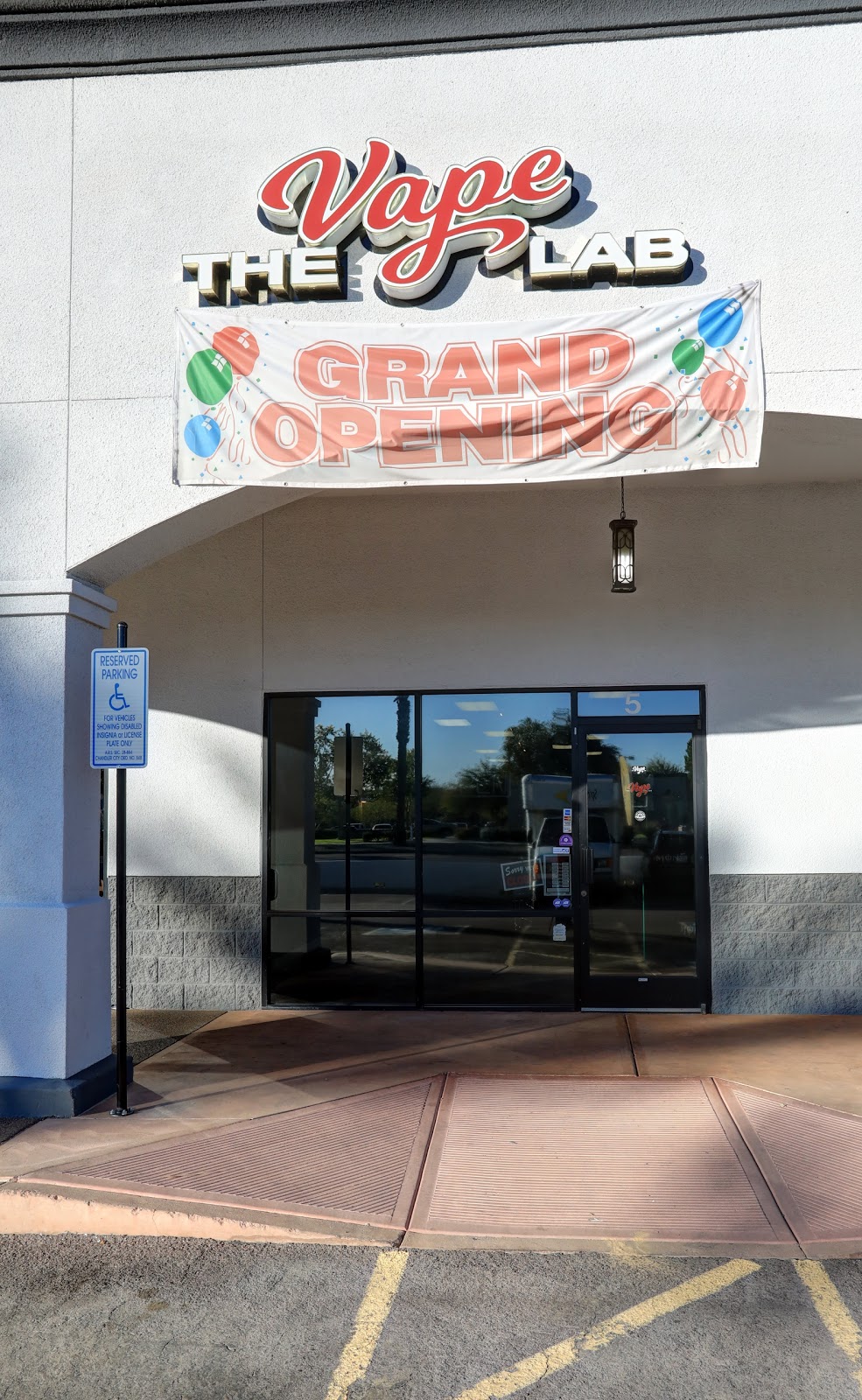 The Vape Lab AZ | 2820 S Alma School Rd suite 5, Chandler, AZ 85286, USA | Phone: (480) 786-9880