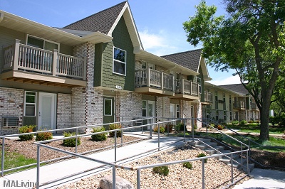 7 Oaks Apartments | 1108 Moorland Rd, Madison, WI 53713, USA | Phone: (608) 251-6500