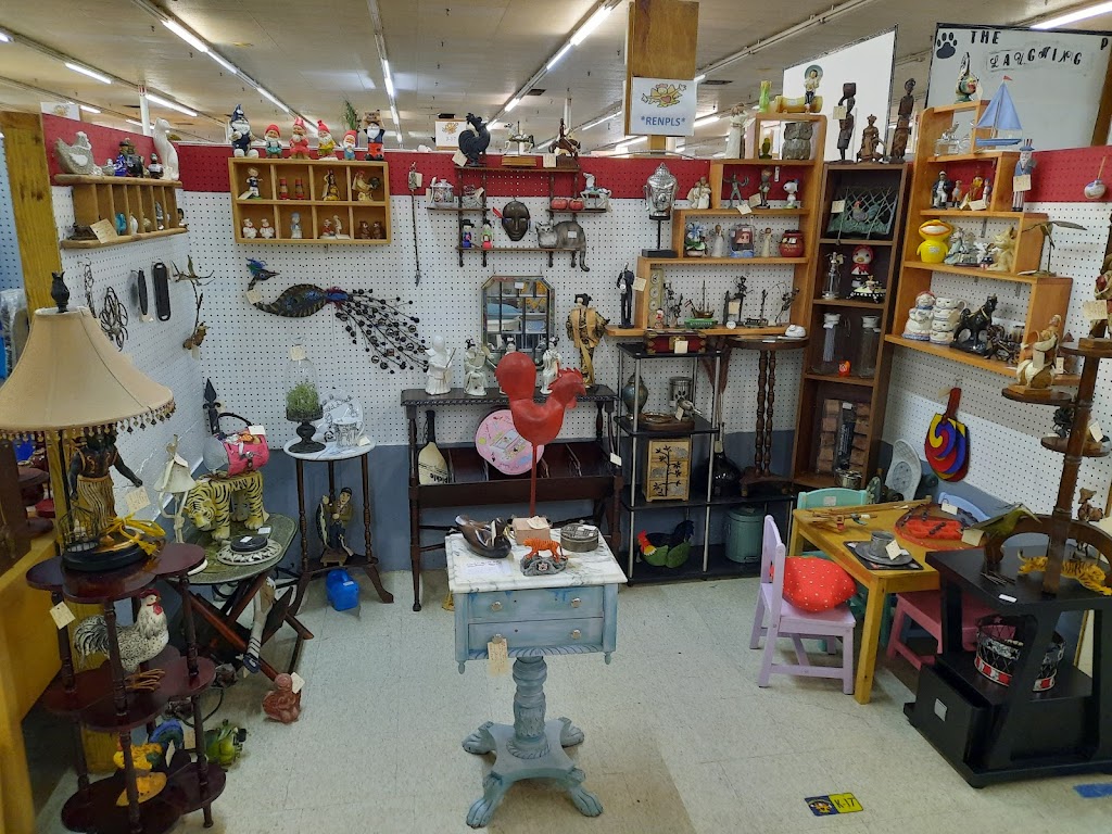 Angels Antiques & Flea Mall | 900 Columbus Pkwy, Opelika, AL 36801, USA | Phone: (334) 745-3221