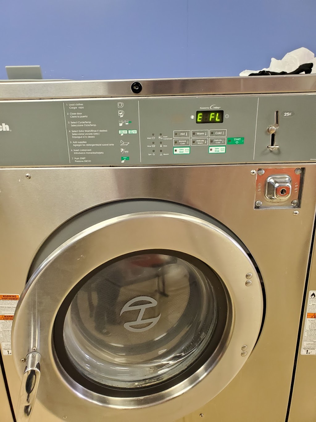 Laundromate | 7200 Elroy Rd, Del Valle, TX 78617, USA | Phone: (512) 247-2700