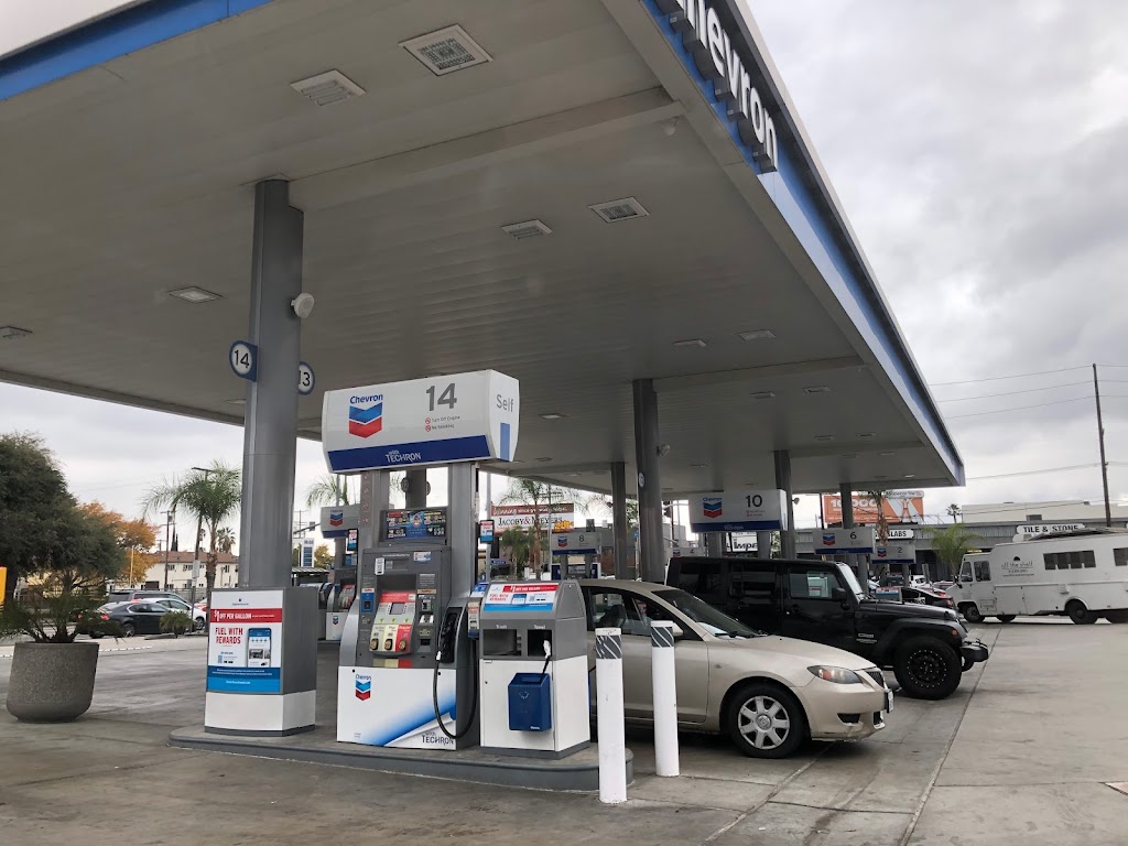 Chevron North Hollywood | 7214 Whitsett Ave, North Hollywood, CA 91605, USA | Phone: (818) 764-0200