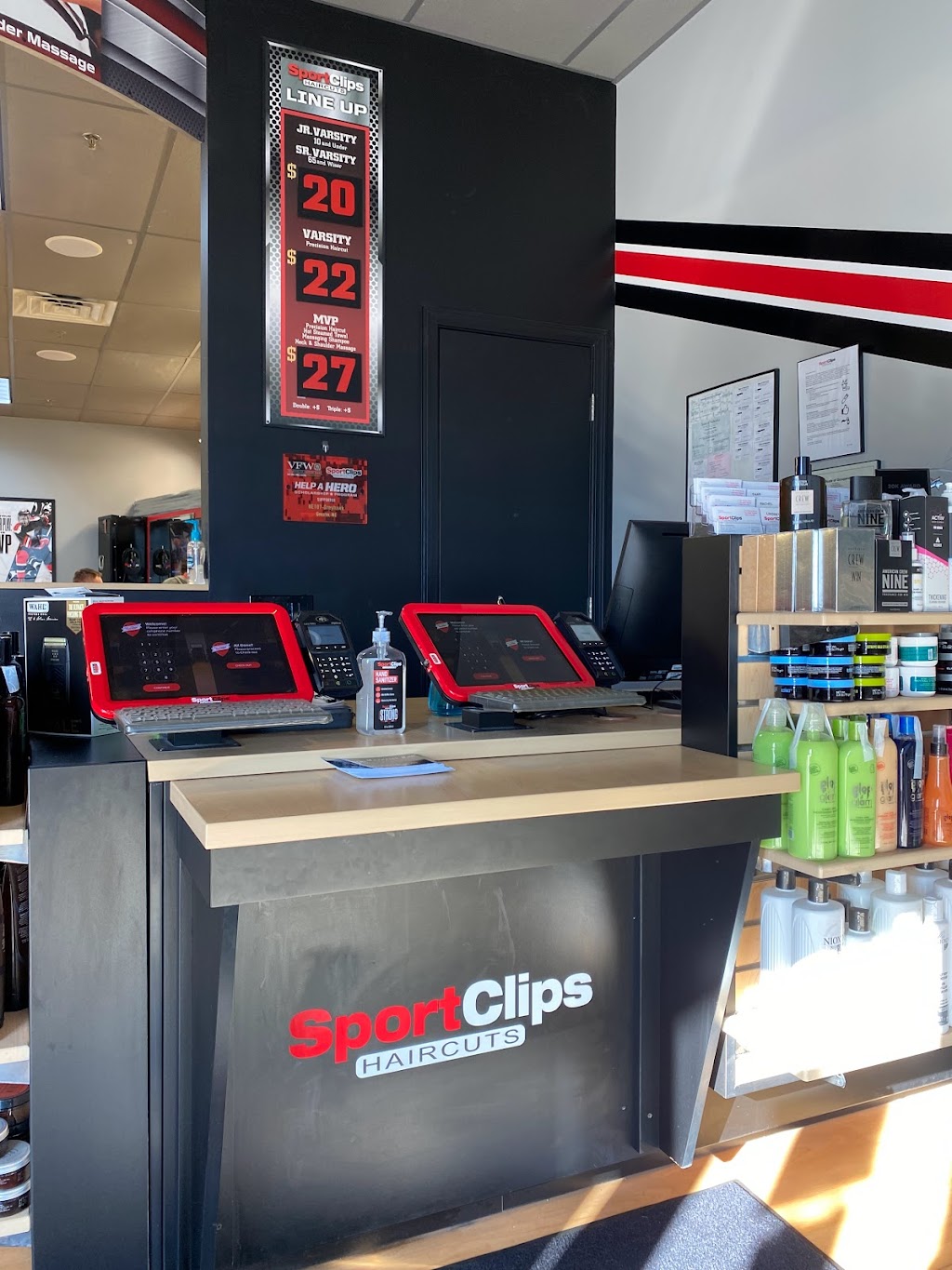 Sport Clips Haircuts of Omaha - West Greyhawk | 3506 N 147th St Suite #125, Omaha, NE 68116, USA | Phone: (402) 933-3226