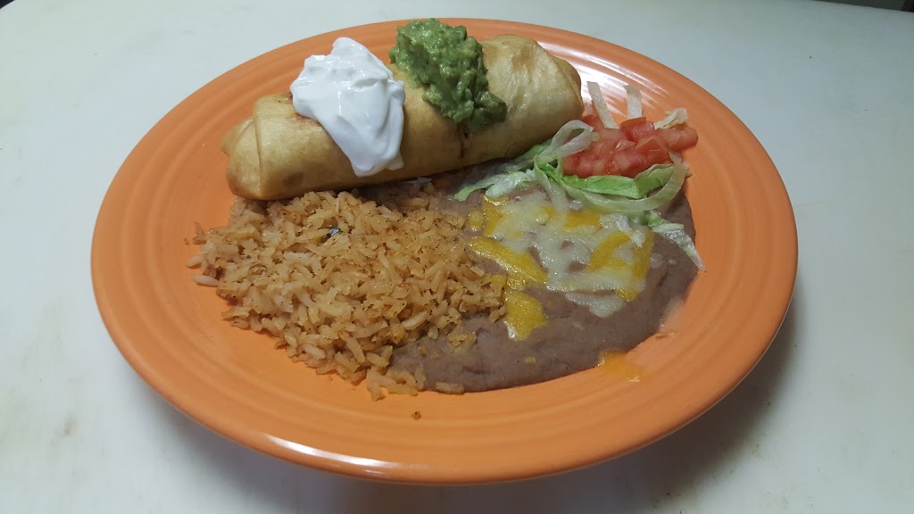 Salinas Mexican Restaurant | 20 Clarkson Wilson Center, Chesterfield, MO 63017, USA | Phone: (636) 530-9010