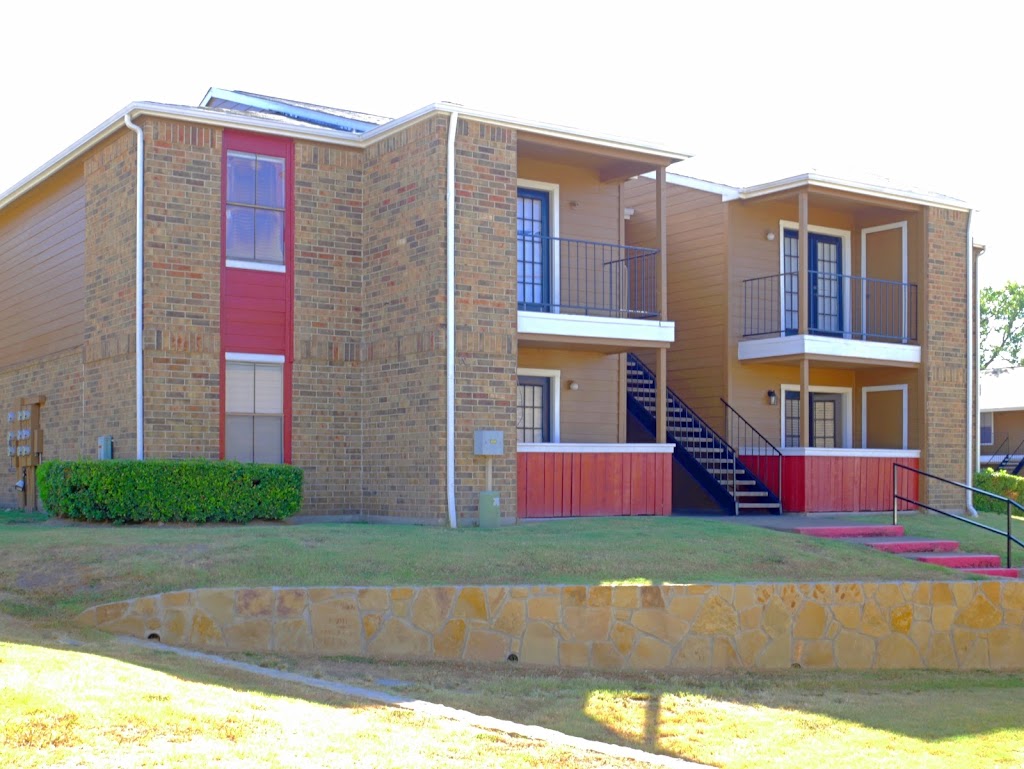 Marine Creek Apartments | 4500 Marine Creek Pkwy, Fort Worth, TX 76106, USA | Phone: (817) 625-1121