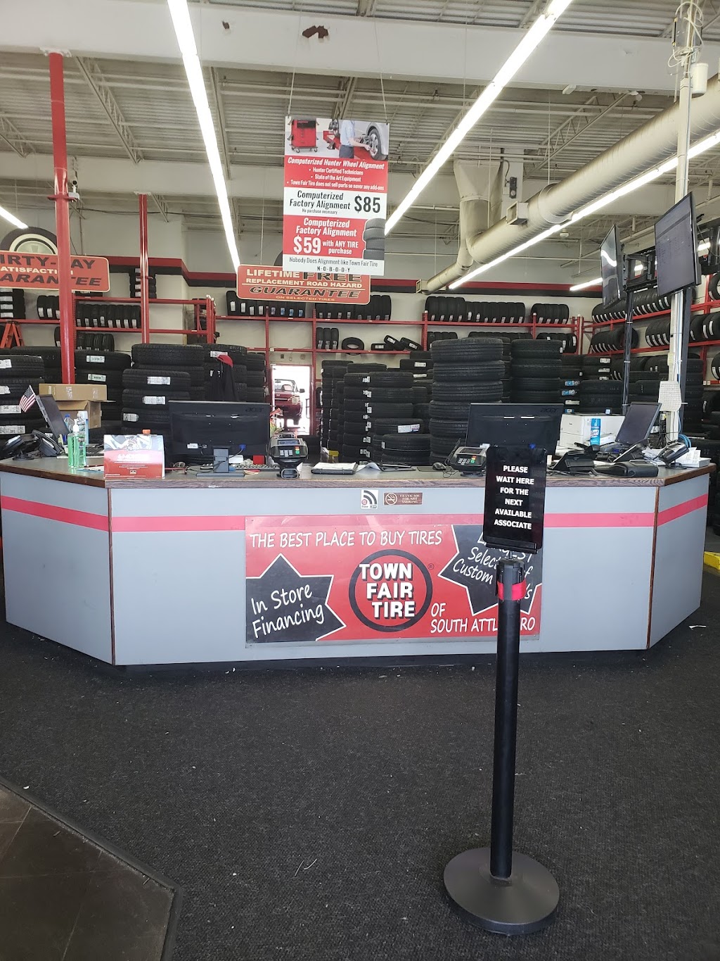 Town Fair Tire | 287 Washington St, South Attleboro, MA 02703, USA | Phone: (508) 761-4880