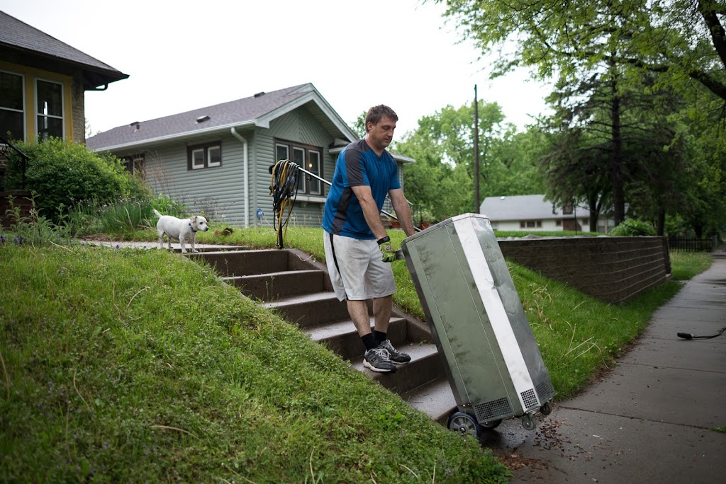 Bed Bug Guys | 1816 W 140th St, Burnsville, MN 55337, USA | Phone: (612) 267-0335