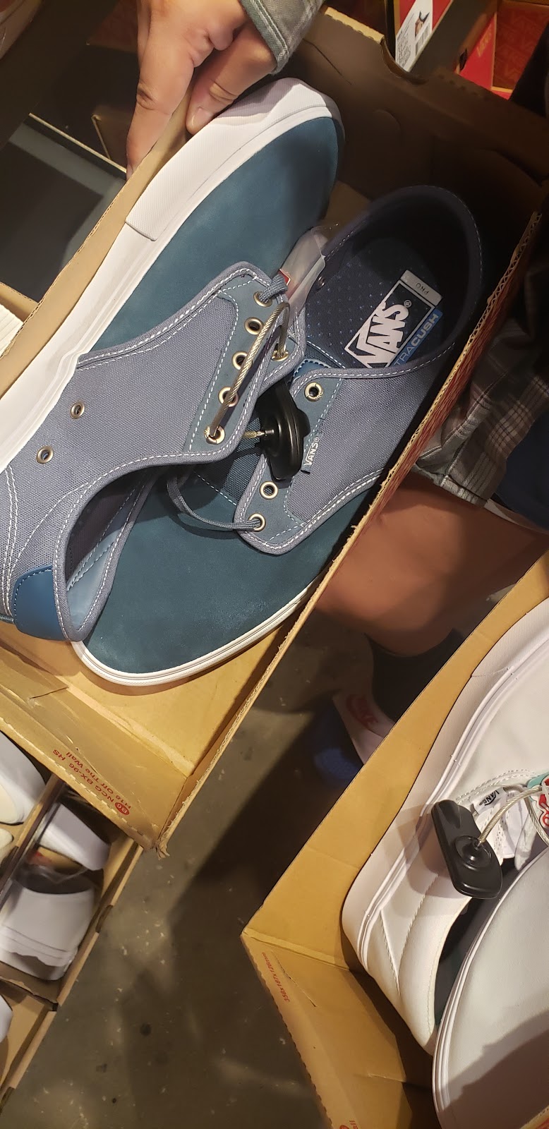 Vans | 4015 I-35 Suite 615, San Marcos, TX 78666, USA | Phone: (512) 392-3687