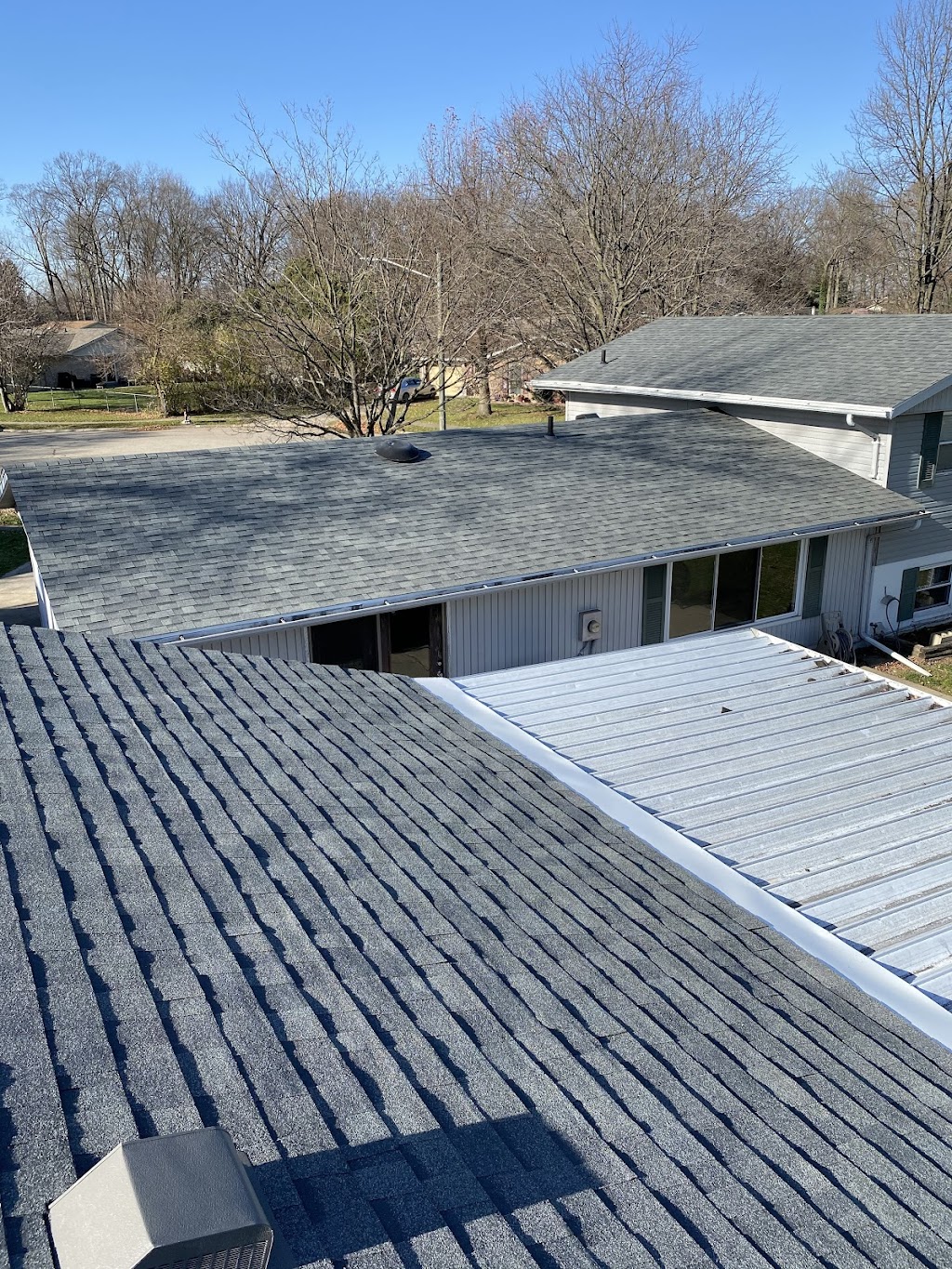 M.D. Roofing and Services | 4708 Ozark Ave, Dayton, OH 45432, USA | Phone: (937) 212-3849