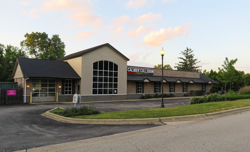 Caliber Collision | 490 E Belvidere Rd, Grayslake, IL 60030, USA | Phone: (847) 548-7007