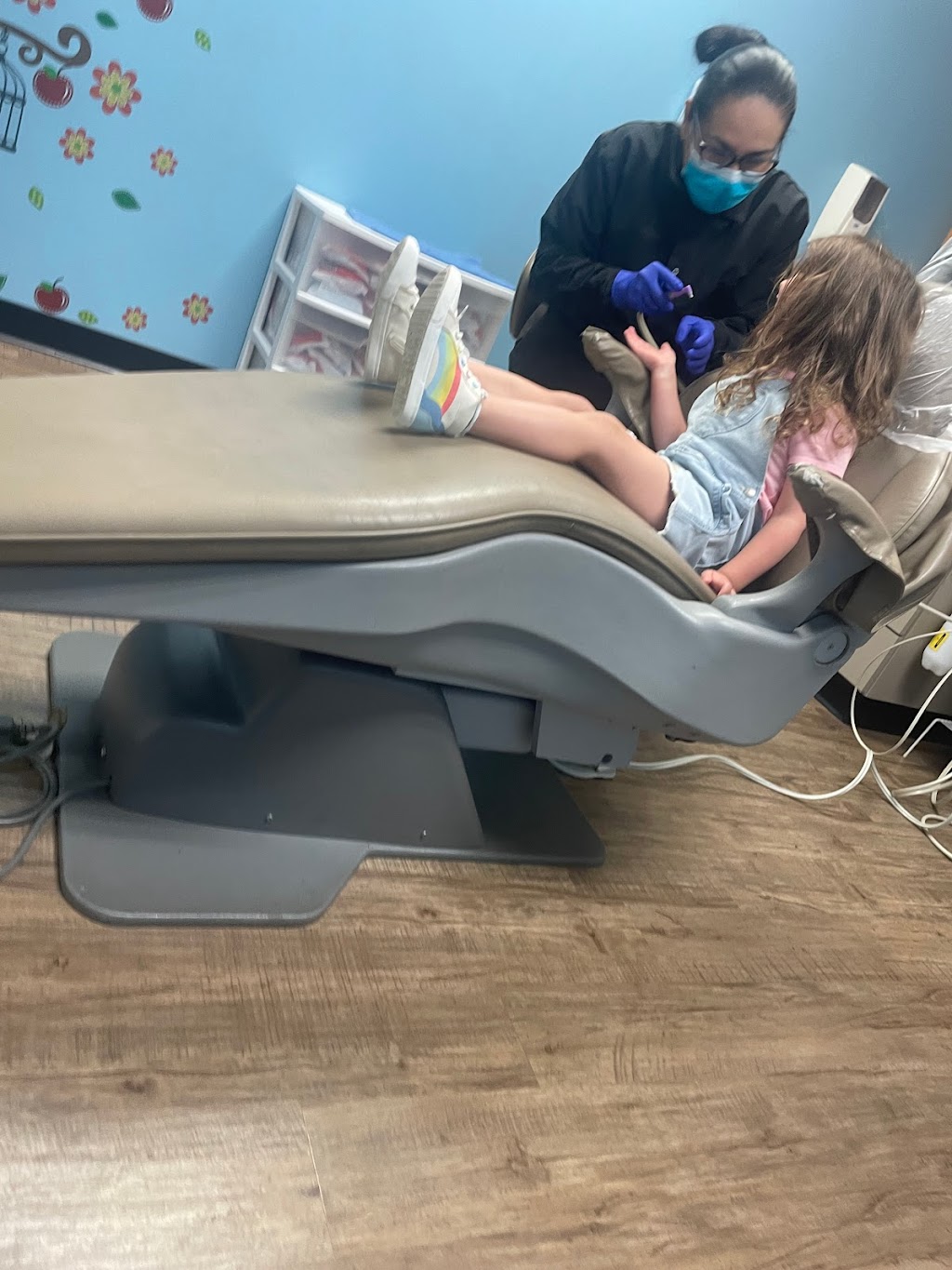Smile Starters- Winston Salem | 2041 Silas Creek Pkwy, Winston-Salem, NC 27103, USA | Phone: (336) 777-1272