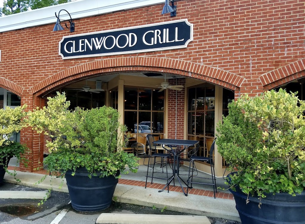 Glenwood Grill & Annex | 2603 Glenwood Ave, Raleigh, NC 27608, USA | Phone: (919) 782-3102