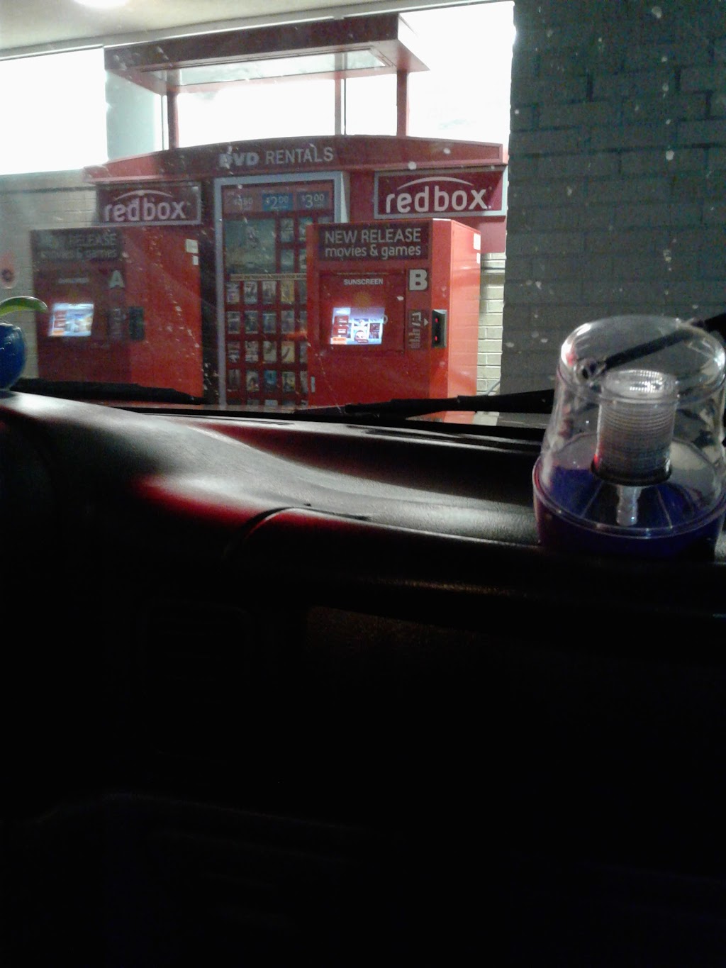 Redbox | 6551 Forest Hill Dr, Forest Hill, TX 76140, USA | Phone: (866) 733-2693