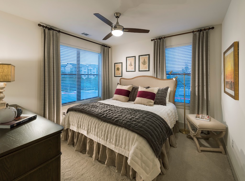 Windsor Lantana Hills | 6701 Rialto Blvd, Austin, TX 78735, USA | Phone: (833) 260-8339