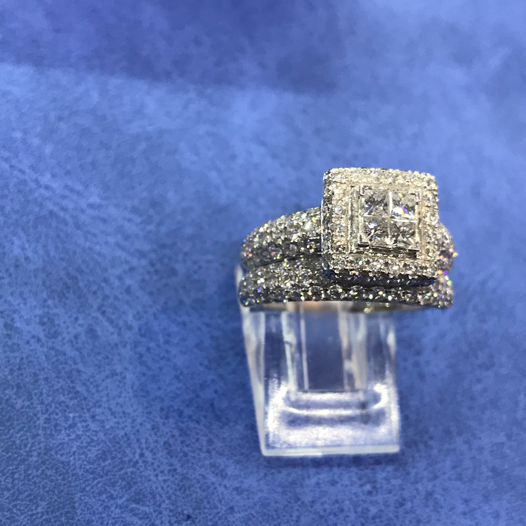 Elegante Jewelers | 3200 Naglee Rd, Tracy, CA 95304, USA | Phone: (209) 830-9922