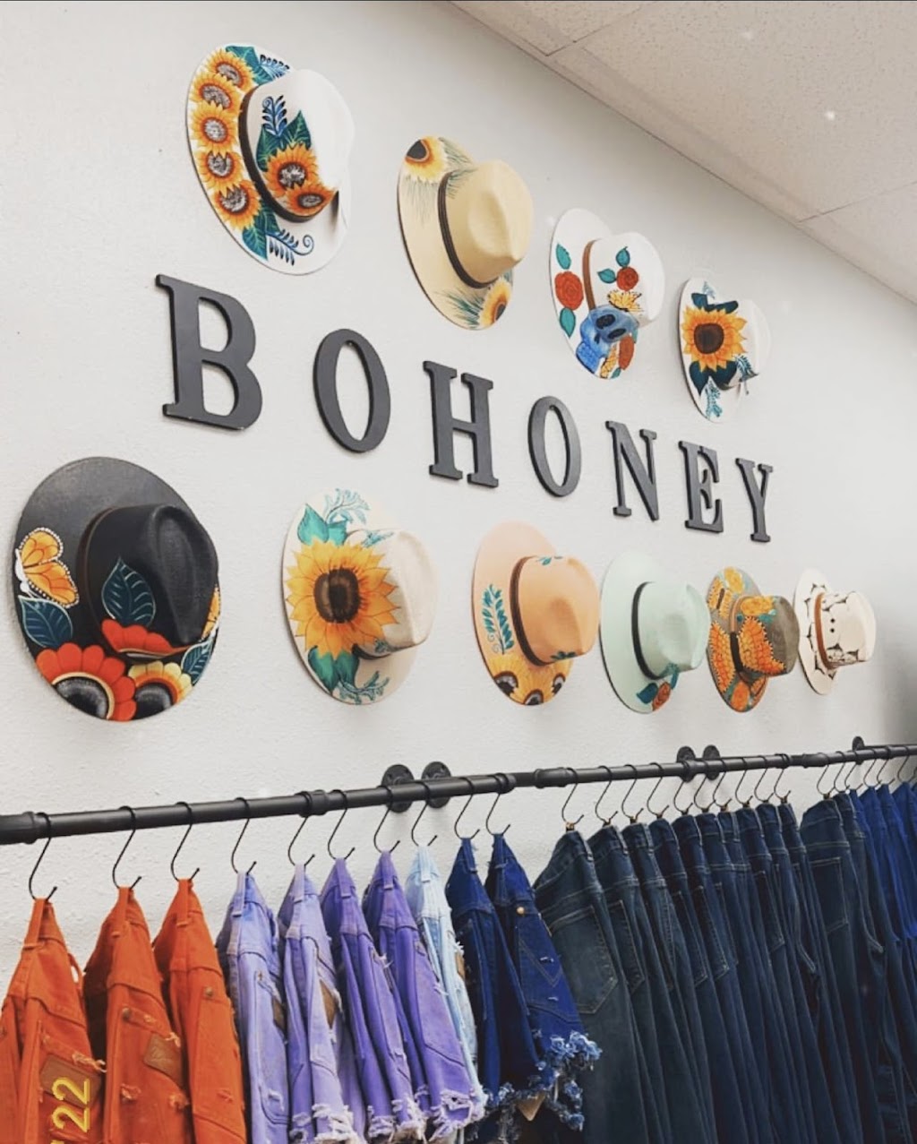 Bohoney Boutique | 200 S Main St Suite 108, Burleson, TX 76028, USA | Phone: (817) 584-0213