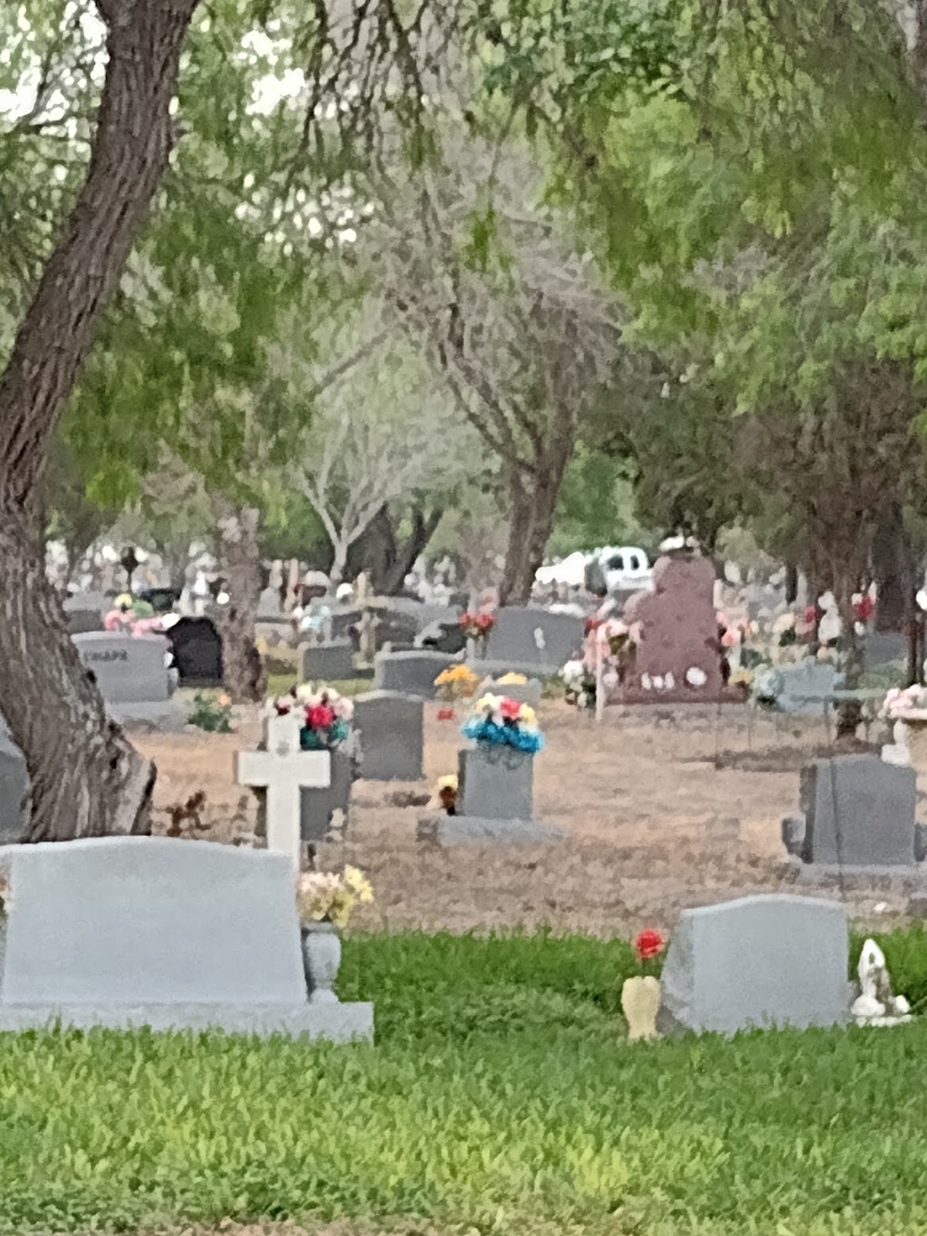 Santa Gertrudis Memorial Cemetery | 835 W Caesar Ave, Kingsville, TX 78363, USA | Phone: (361) 592-4548