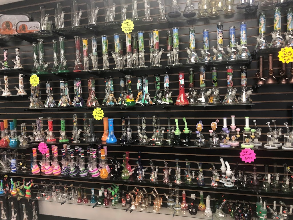 Waterford Glass & Vape | 3579 Pontiac Lake Rd, Waterford Twp, MI 48328 | Phone: (248) 499-7438