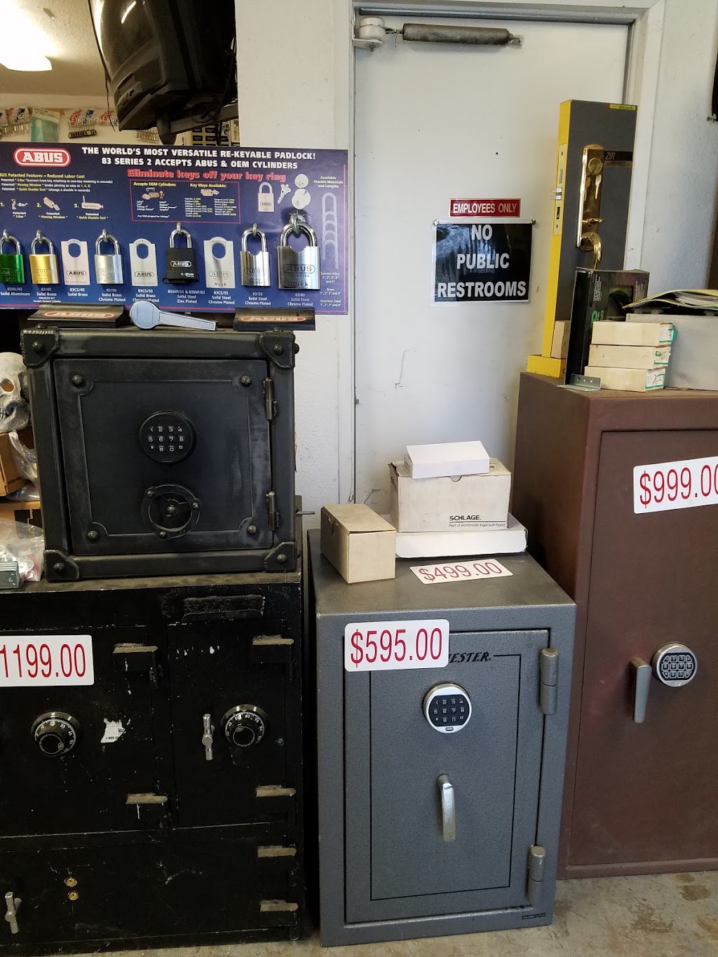 FM Lock and Safe | 410 N State St, Hemet, CA 92543, USA | Phone: (951) 929-4249