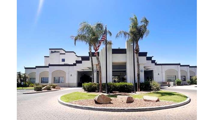 Radisson Hotel Casa Grande | 777 N Pinal Ave, Casa Grande, AZ 85122, USA | Phone: (520) 217-1029