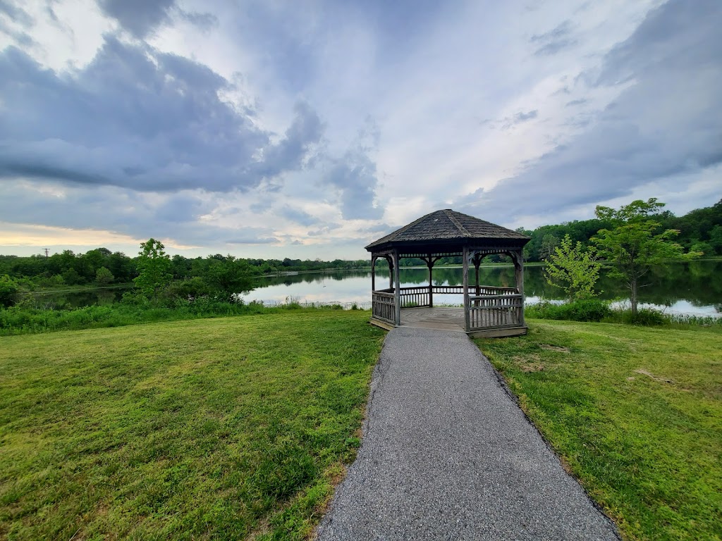 Lake Artemesia Natural Area | 8200 55th Ave, College Park, MD 20740, USA | Phone: (301) 627-7755