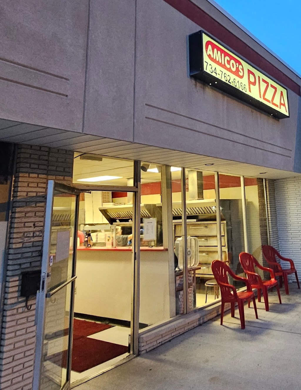 Amicos Pizzeria | 28422 Joy Rd, Livonia, MI 48150, USA | Phone: (734) 762-6166