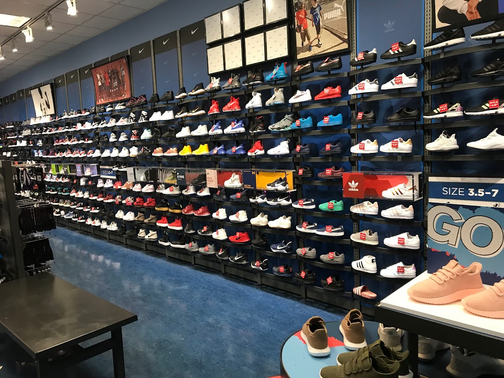 Kids Foot Locker | 11700 Princeton Pike, Cincinnati, OH 45246, USA | Phone: (513) 671-1495