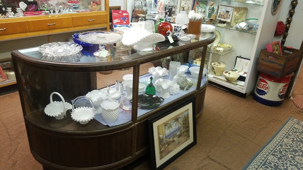 Brothers Antique Mall | 6132 Wooster Pike, Medina, OH 44256, USA | Phone: (330) 723-7580