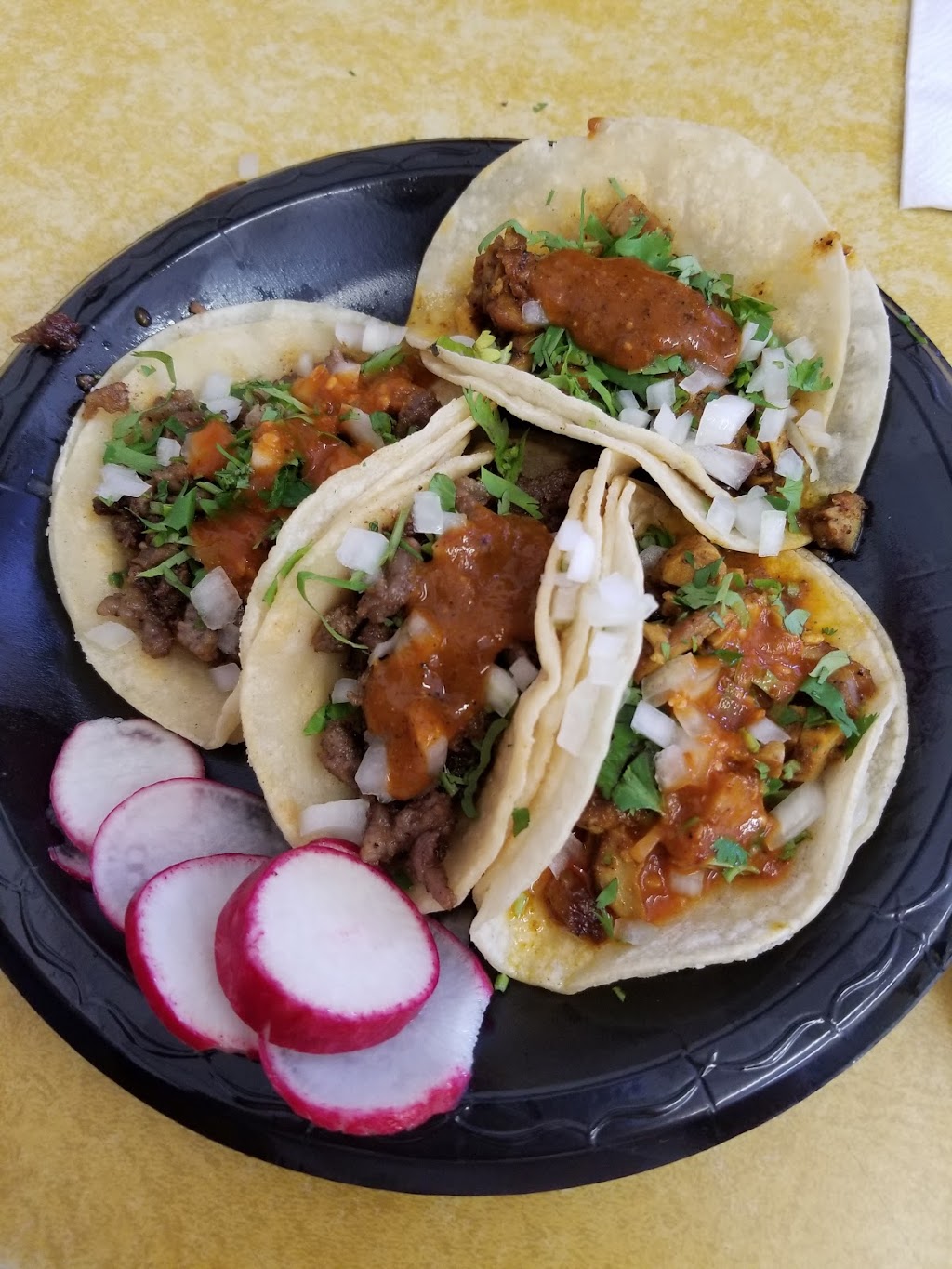 SP Tacos | 114 N Gaffey St, San Pedro, CA 90731, USA | Phone: (310) 831-1406