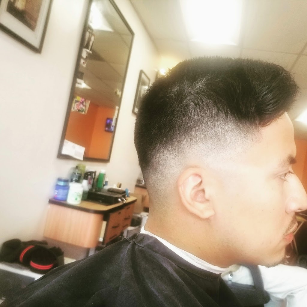 Classic Cuts L.A. barbershop | 4869 W Washington Blvd, Los Angeles, CA 90016, USA | Phone: (323) 879-9376