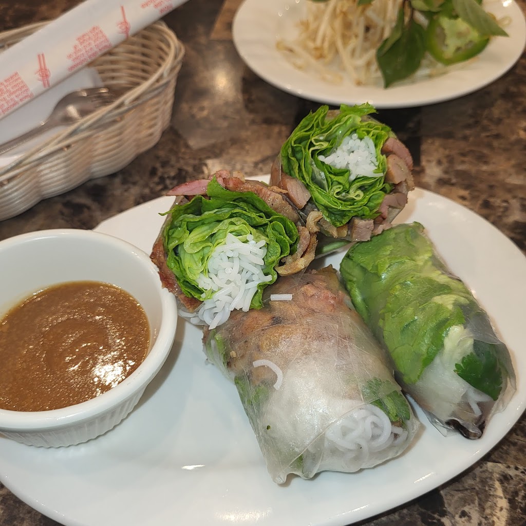 Phở 62 Grill and Noodle | 1420 S Riverside Ave, Rialto, CA 92376, USA | Phone: (909) 421-4887