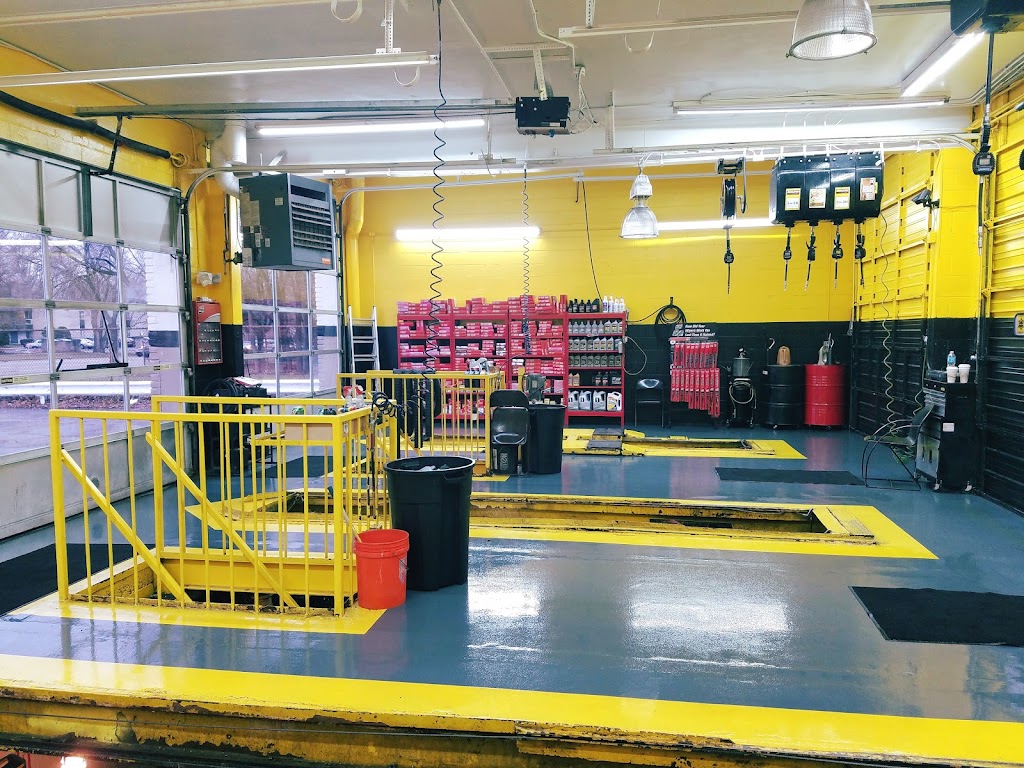 AMERICAN QUICK LUBE INC. | 9020 Wayne Rd, Livonia, MI 48150, USA | Phone: (734) 744-4840