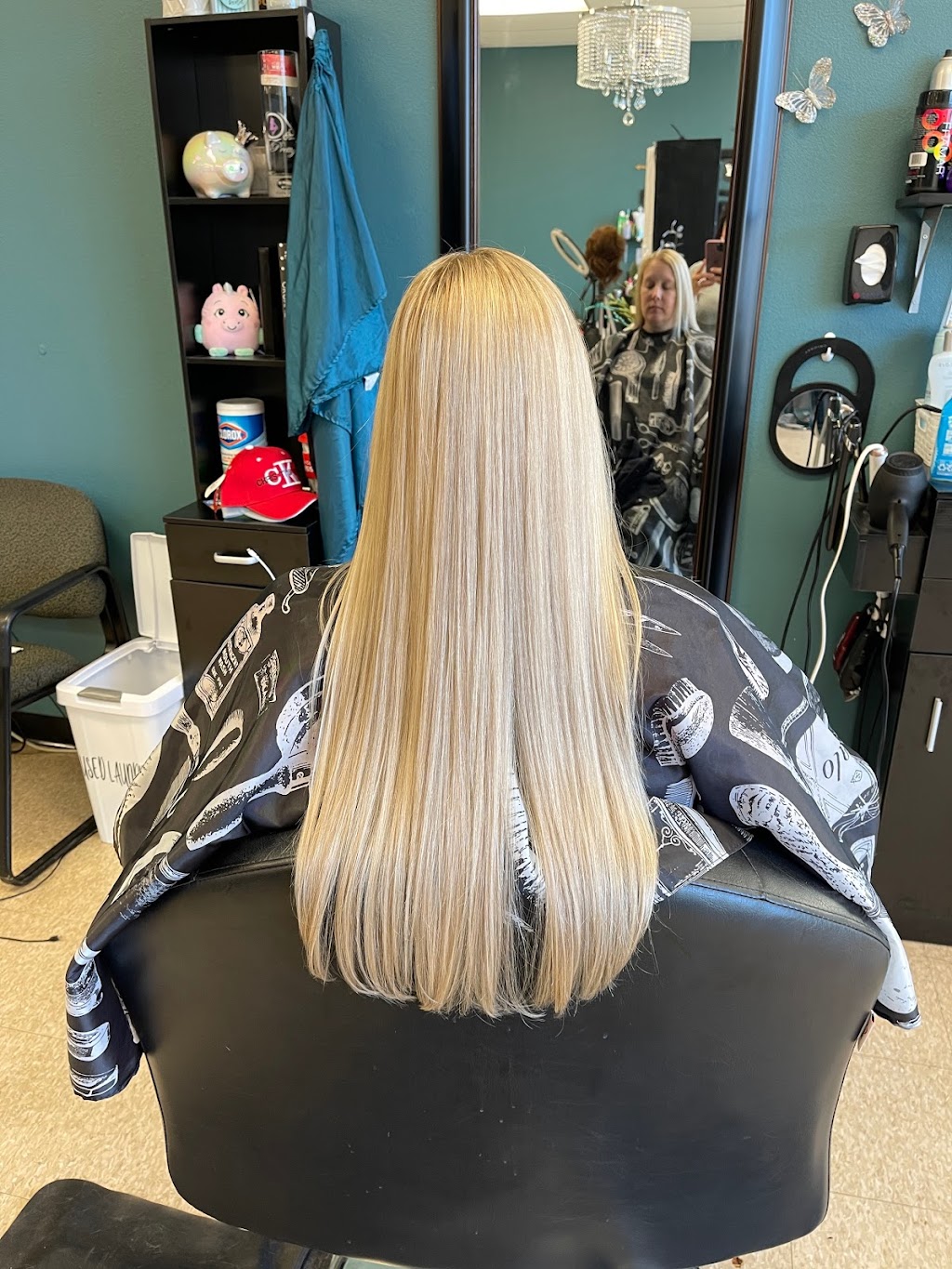 Always Sitting Pretty Beauty Salon | 312 W 10th St Suit 4, Casa Grande, AZ 85122, USA | Phone: (520) 705-4767