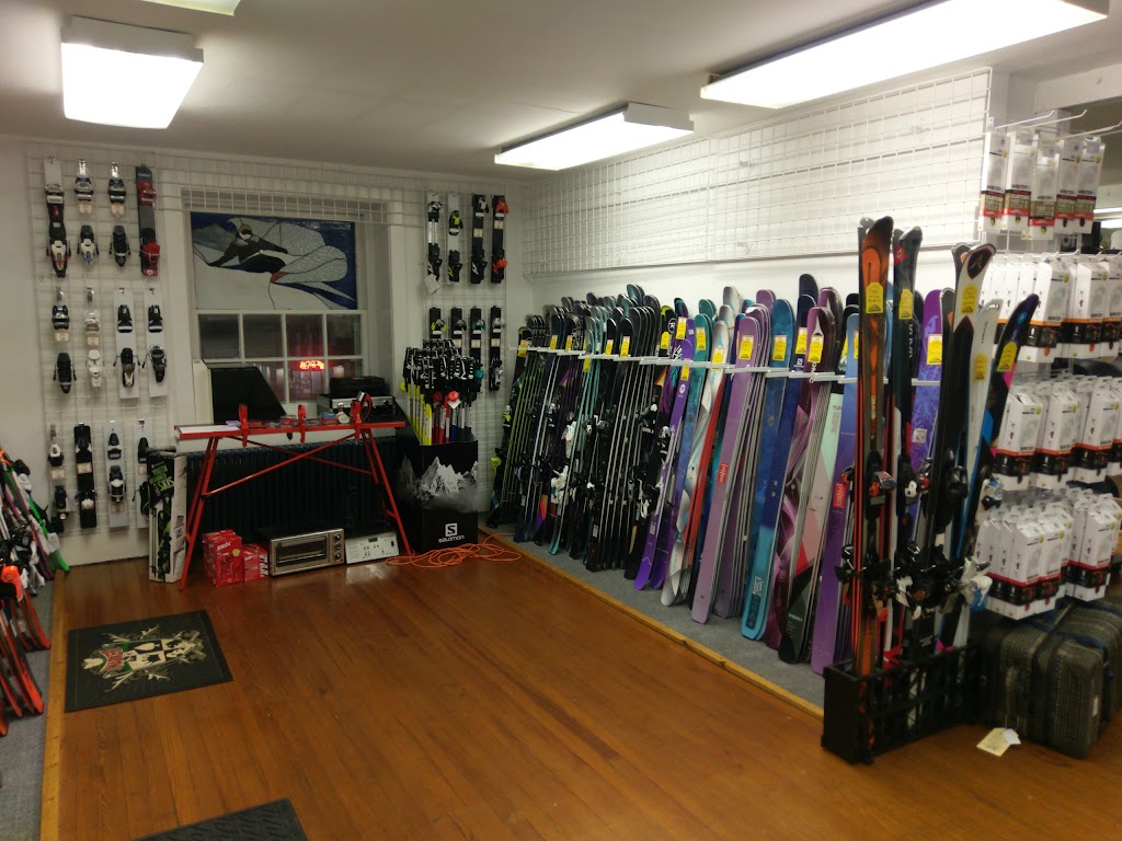 Buckman's Ski and Snowboard Shop Exton 403 N Pottstown Pike, Exton