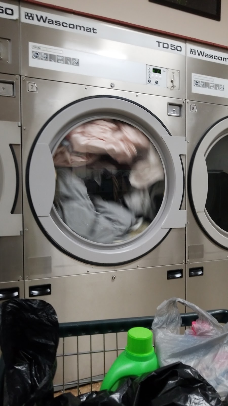 Laurel Laundromat | 125 Bowie Rd, Laurel, MD 20707, USA | Phone: (301) 633-1560