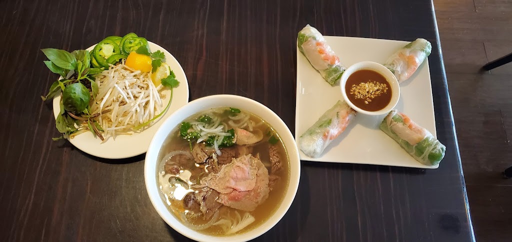 Phở T&T Vietnamese Restaurant | 7750 Palm Ave, Highland, CA 92346, USA | Phone: (909) 864-4290