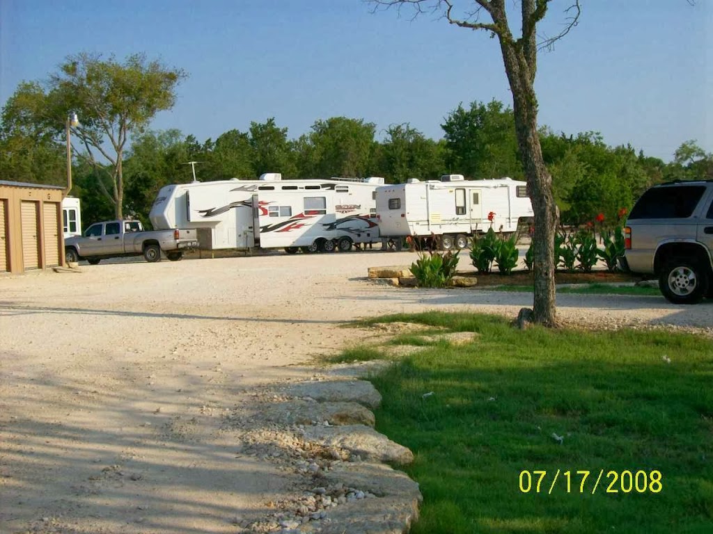 Jurassic RV Park | 4621 N, State Hwy 144, Granbury, TX 76048, USA | Phone: (254) 897-1223