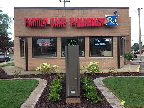 Family Care Pharmacy | 3782 Fort St, Lincoln Park, MI 48146, USA | Phone: (313) 381-9200