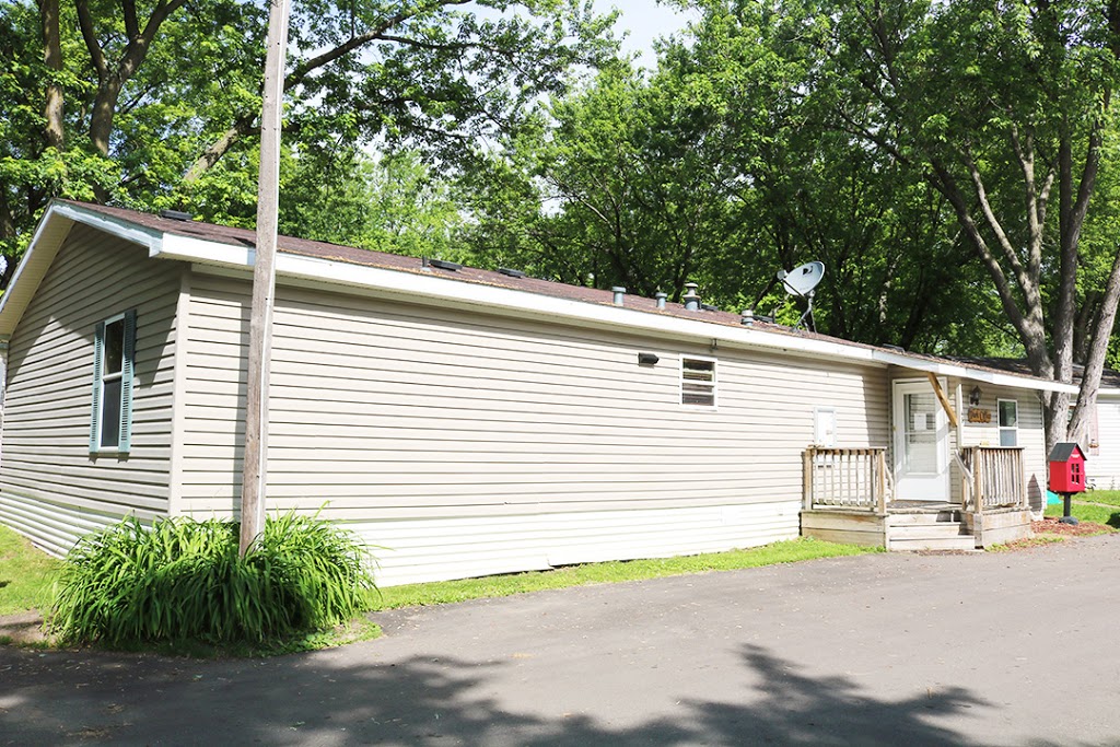 Connellys Mobile Home Park | 16962 Kenrick Ave # 45, Lakeville, MN 55044, USA | Phone: (952) 435-5541