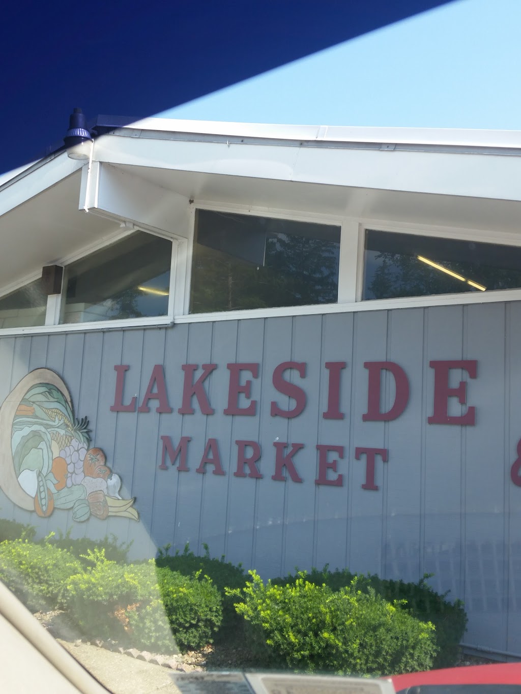 Angola Lakeside Market & Butcher Shoppe | 9155 Lake Shore Rd, Angola, NY 14006, USA | Phone: (716) 549-3210
