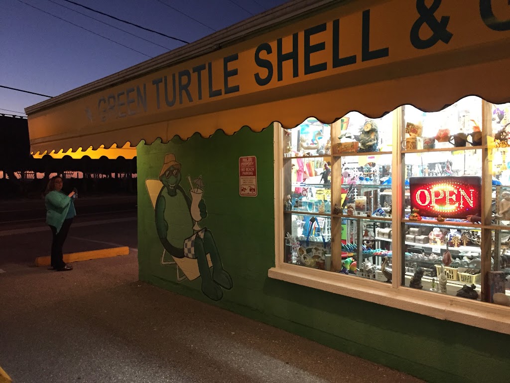 Green Turtle Shell & Gift Shop | 701 Gulf Dr N, Bradenton Beach, FL 34217, USA | Phone: (941) 778-2943