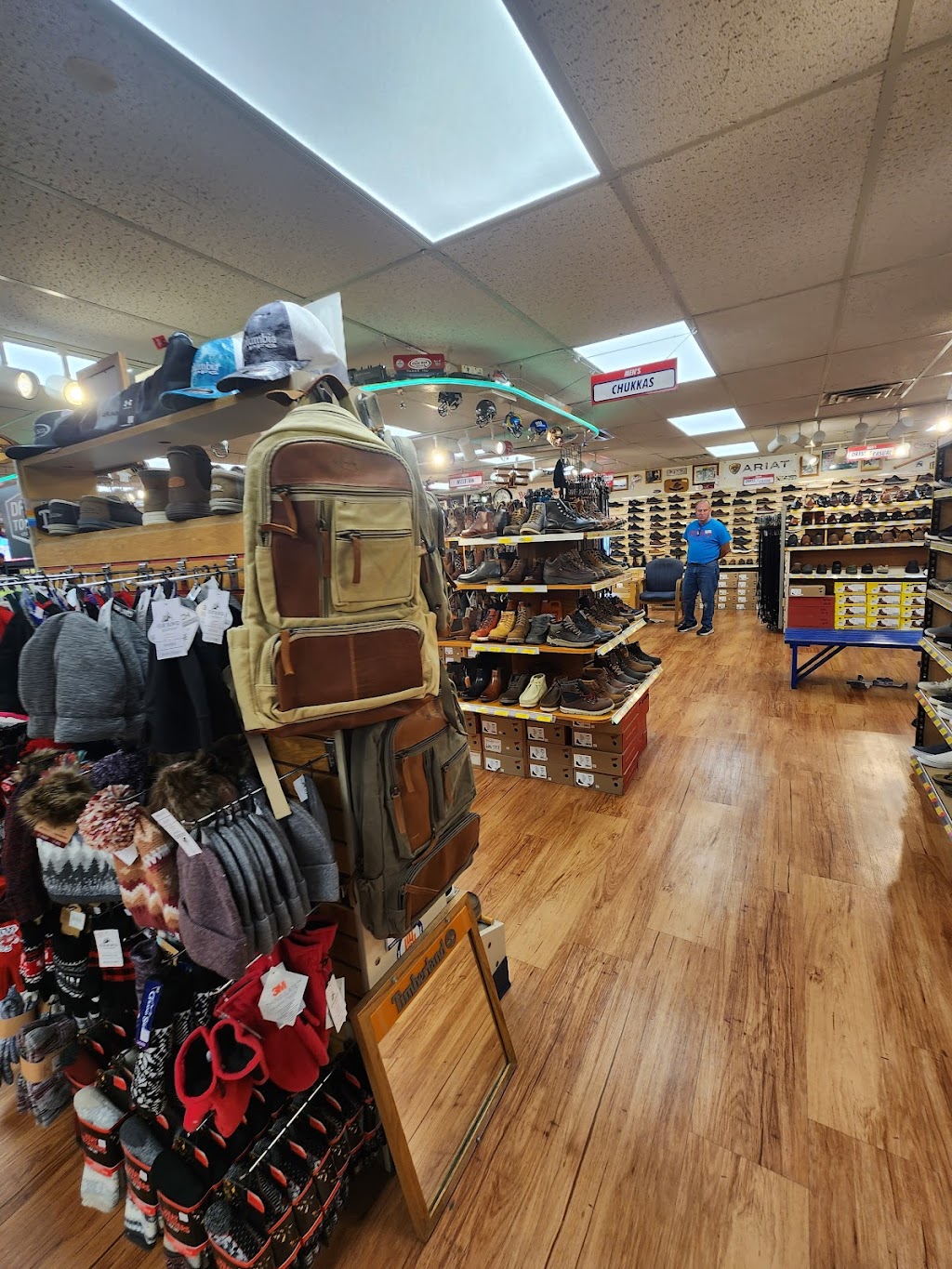 The Shoe Box | 1314 Canal St, Black Earth, WI 53515, USA | Phone: (608) 767-3447