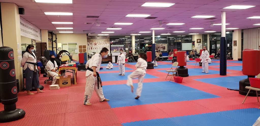 Fresno Black Belt Center / Taekwondo | 5686 E Kings Canyon Rd, Fresno, CA 93727, USA | Phone: (559) 252-1311