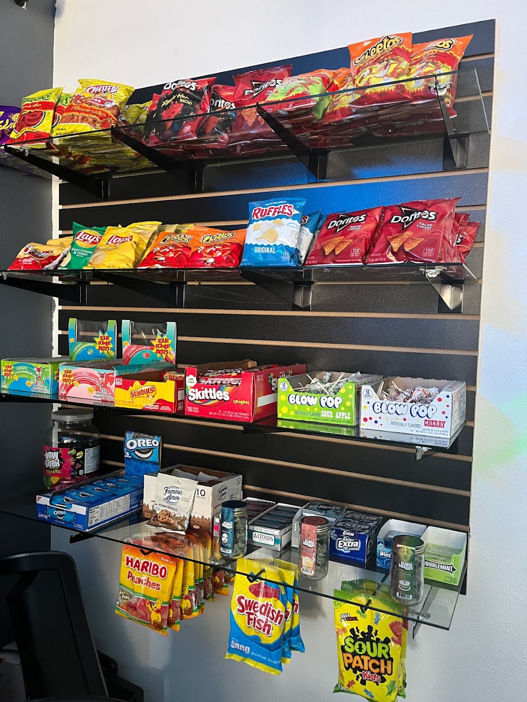 Area 51 Market | 5121 1, 2 Avalon Blvd, Los Angeles, CA 90011, USA | Phone: (213) 755-0260
