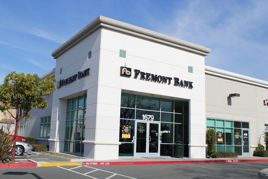 Fremont Bank | 1679 Industrial Pkwy W, Hayward, CA 94544, USA | Phone: (510) 512-1902